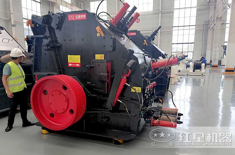 紅星新型反擊式破碎機設(shè)備 紅星新型反擊式破碎機設(shè)備