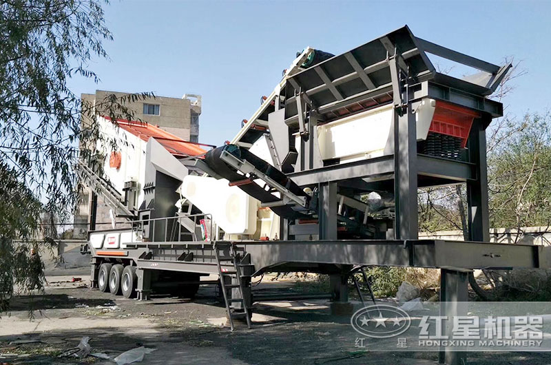 移動(dòng)混凝土破碎機(jī) 移動(dòng)混凝土破碎機(jī)