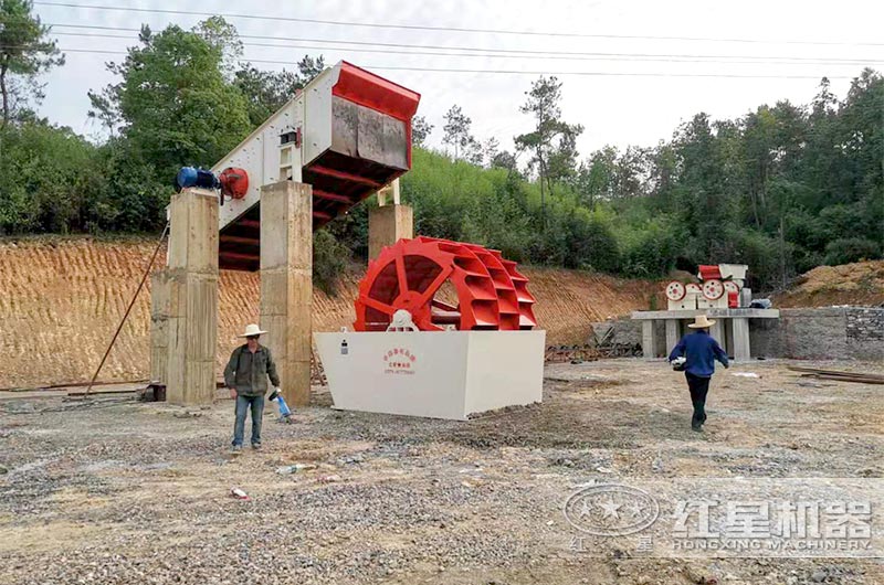 鋁土礦破碎生產(chǎn)線安裝現(xiàn)場 鋁土礦破碎生產(chǎn)線安裝現(xiàn)場