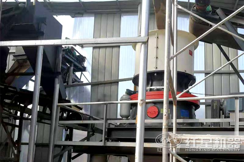 圓錐破碎機(jī) 圓錐破碎機(jī)