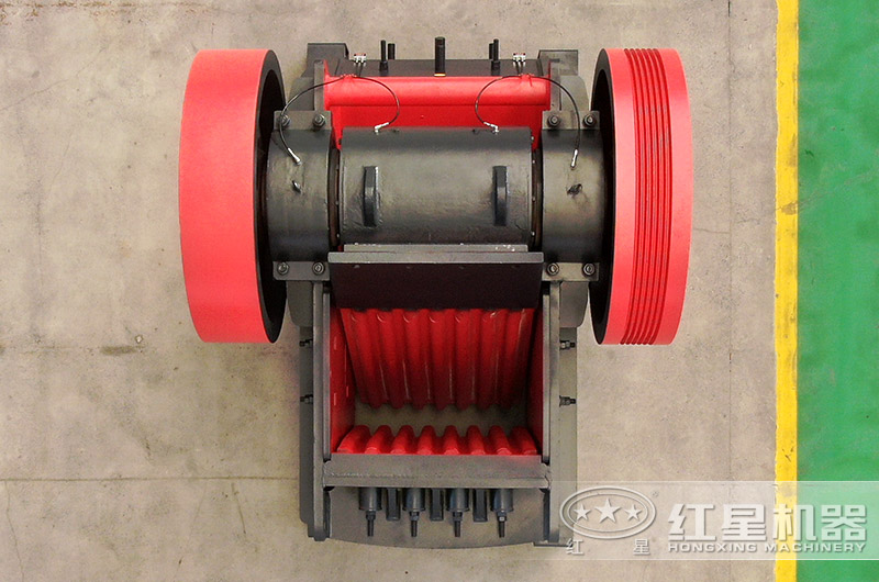 關(guān)于鄂式破碎機(jī)，客戶最常問的5個(gè)問題（附紅星機(jī)器真誠解答）