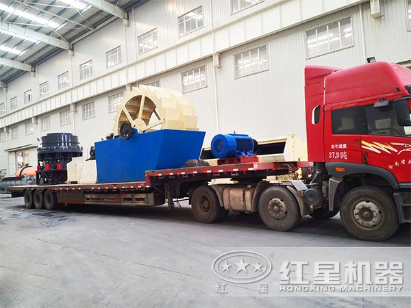 紅星發(fā)往湖南的洗砂機、破碎機等設備