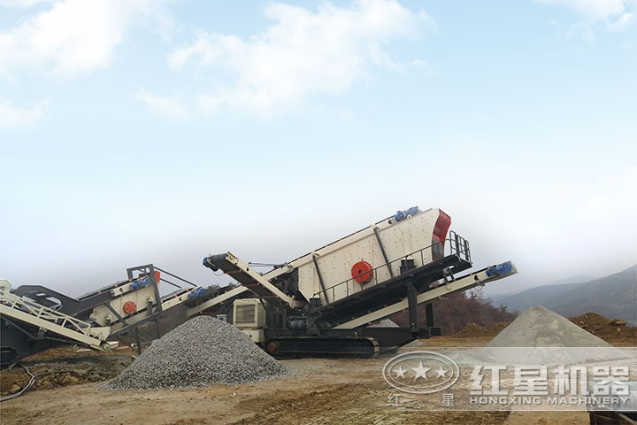 車(chē)載流動(dòng)石子、粉碎機(jī)生產(chǎn)現(xiàn)場(chǎng)