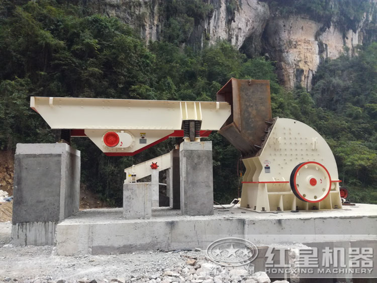 河南信陽時(shí)產(chǎn)350噸錘破現(xiàn)場，用戶拿出廠價(jià)入手這臺設(shè)備