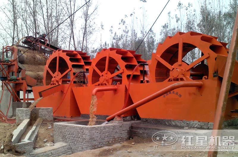 三臺洗砂機同時生產，更有效